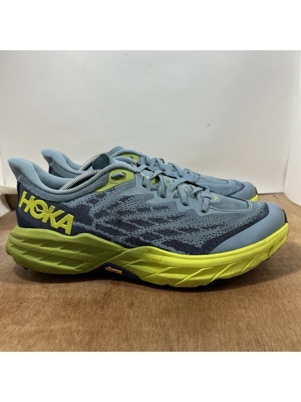 Hoka One One Speedgoat 5 Men Size 12 Grey Green Blue Running Shoes